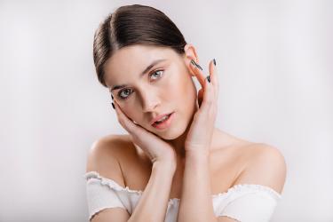 How to Transition from Conventional to Natural Cosmetics
